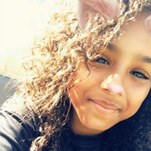 Meet your Posher, Promise